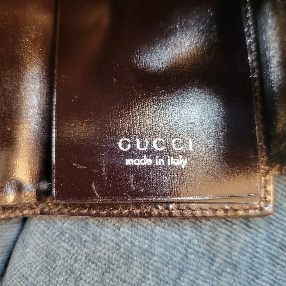 Gucci GG Canvas and Leather Key Holder.. Pristine!!!